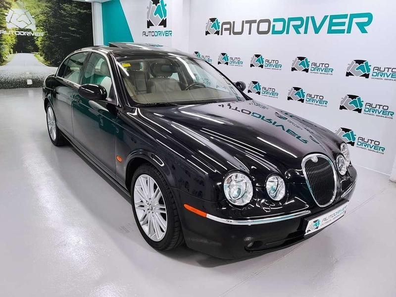 Usado Jaguar S-Type Executive 207 CV (152 kW) 2005 Negro Berlina