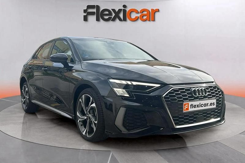 Negro Usado 2024 Audi A3 Advanced Plus Berlina | 30.990 € (Precio justo) - Imagen 1/4