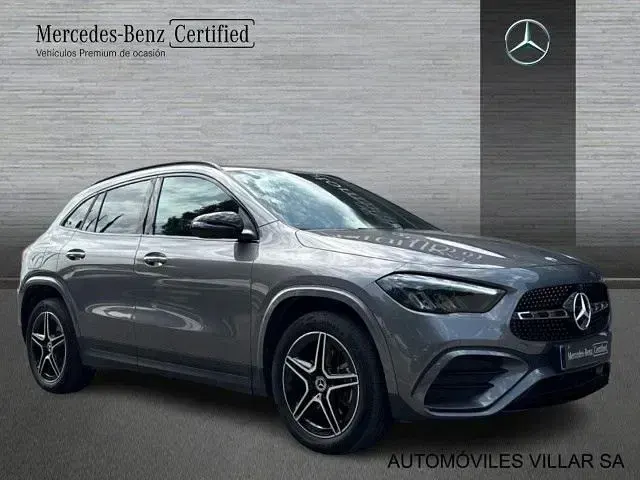Usado Mercedes GLA250 218 CV (160 kW) 2025 Gris montaña SUV