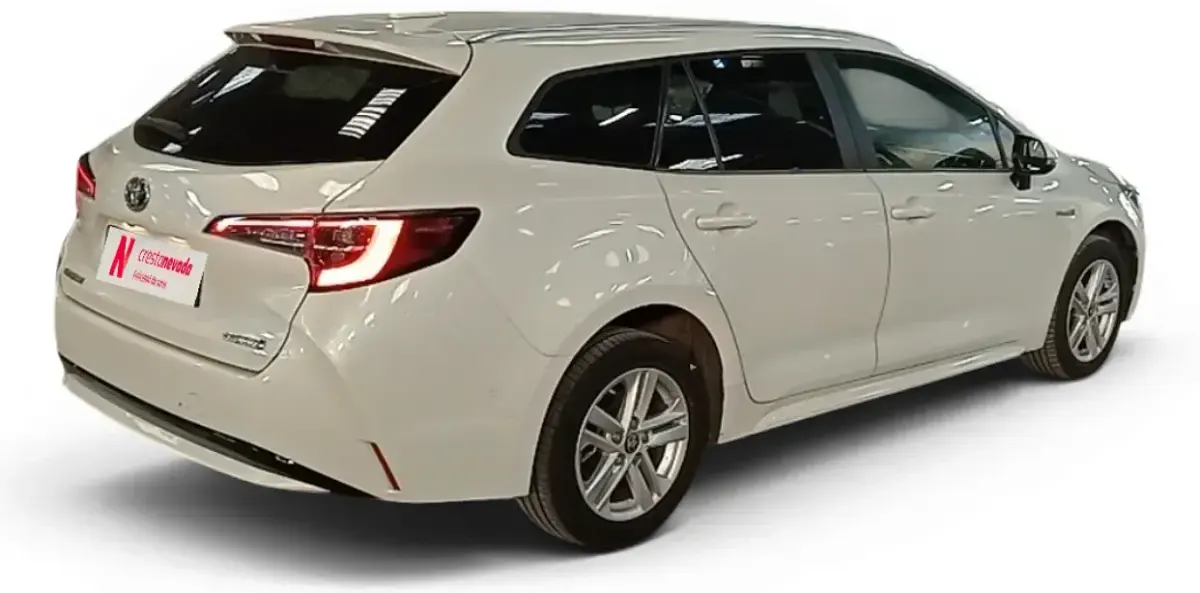 Usado Toyota Corolla 122 CV (89 kW) 2021 Blanco Familiar