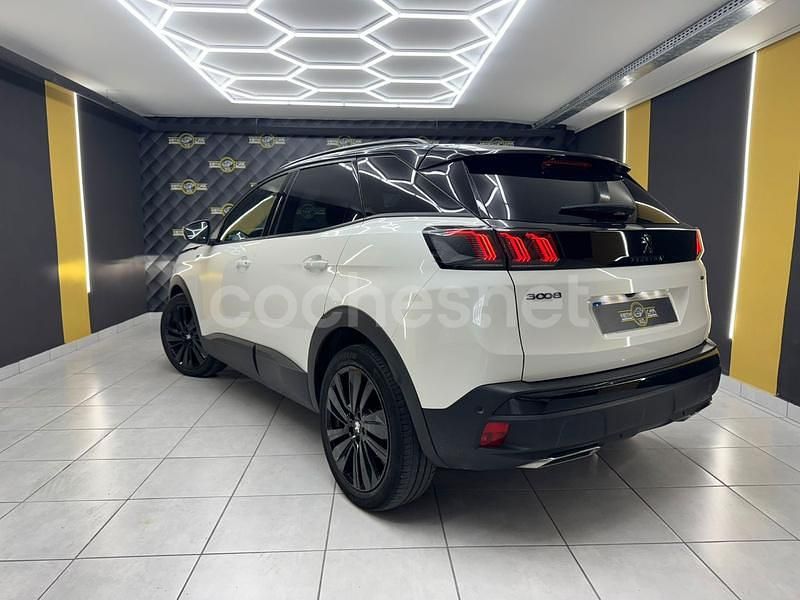 Usado Peugeot 3008 GT 130 CV (95 kW) 2022 Blanco SUV