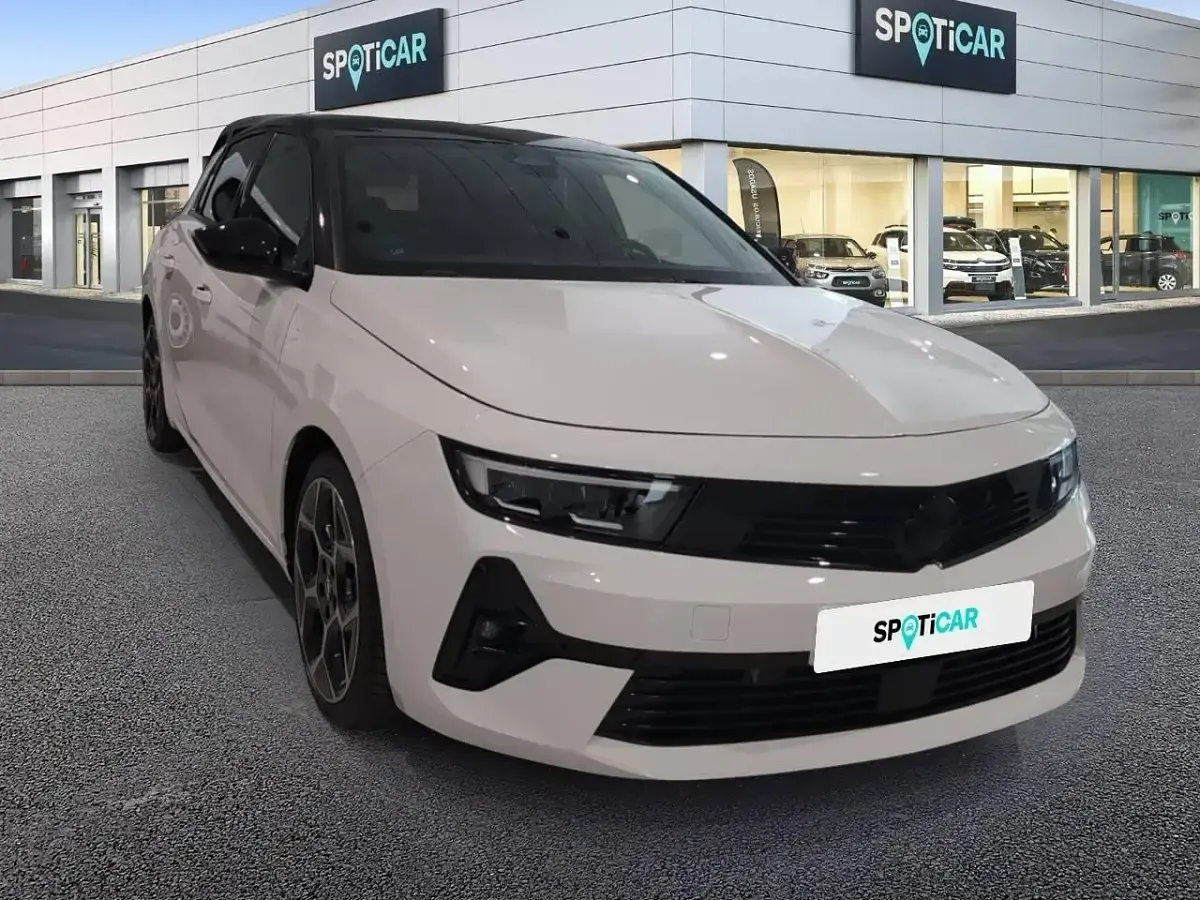 Usado Opel Astra 180 CV (132 kW) 2023 Blanco Utilitario
