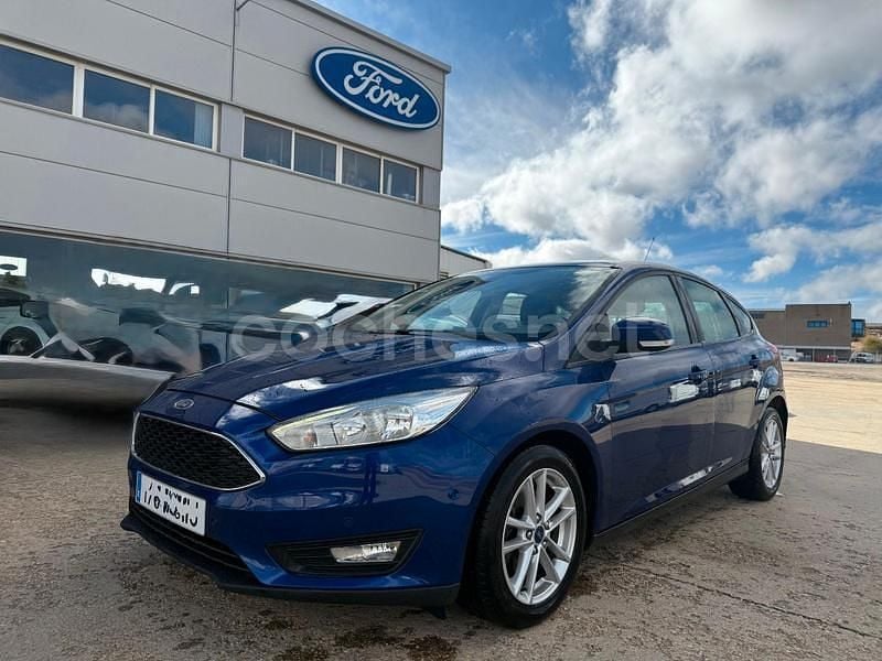 Azul Usado 2017 Ford Focus Trend Berlina | 8700 € (Precio justo) - Imagen 1/4