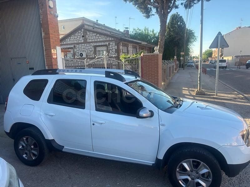 Usado Dacia Duster Ambiance 125 CV (91 kW) 2013 Blanco SUV