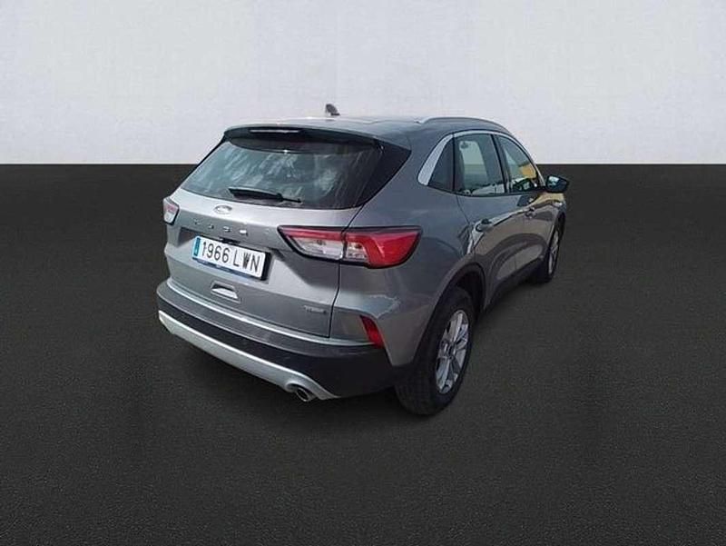 Usado Ford Kuga Titanium 190 CV (139 kW) 2022 Blanco SUV