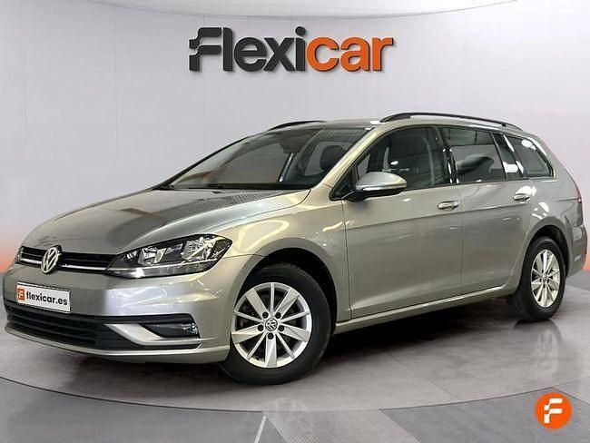 Usado VW Golf VII Business 115 CV (84 kW) 2018 Gris / plata Familiar