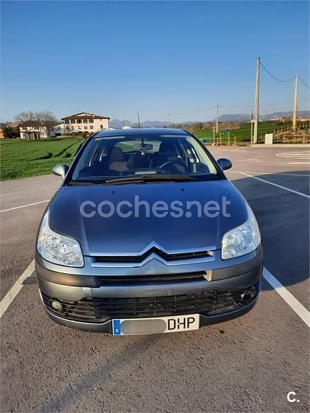 Usado Citroën C4 92 CV (67 kW) 2005 Gris / plata Berlina