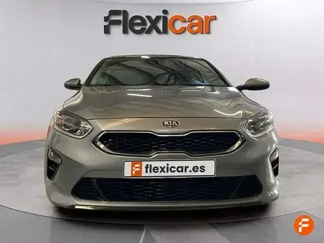 Usado Kia Ceed 140 CV (102 kW) 2020 Gris Utilitario