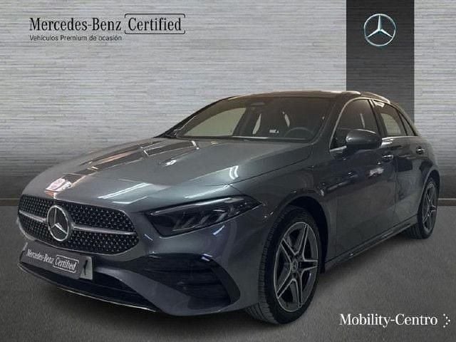Usado Mercedes A250 AMG line 218 CV (160 kW) 2025 Gris montaña Utilitario