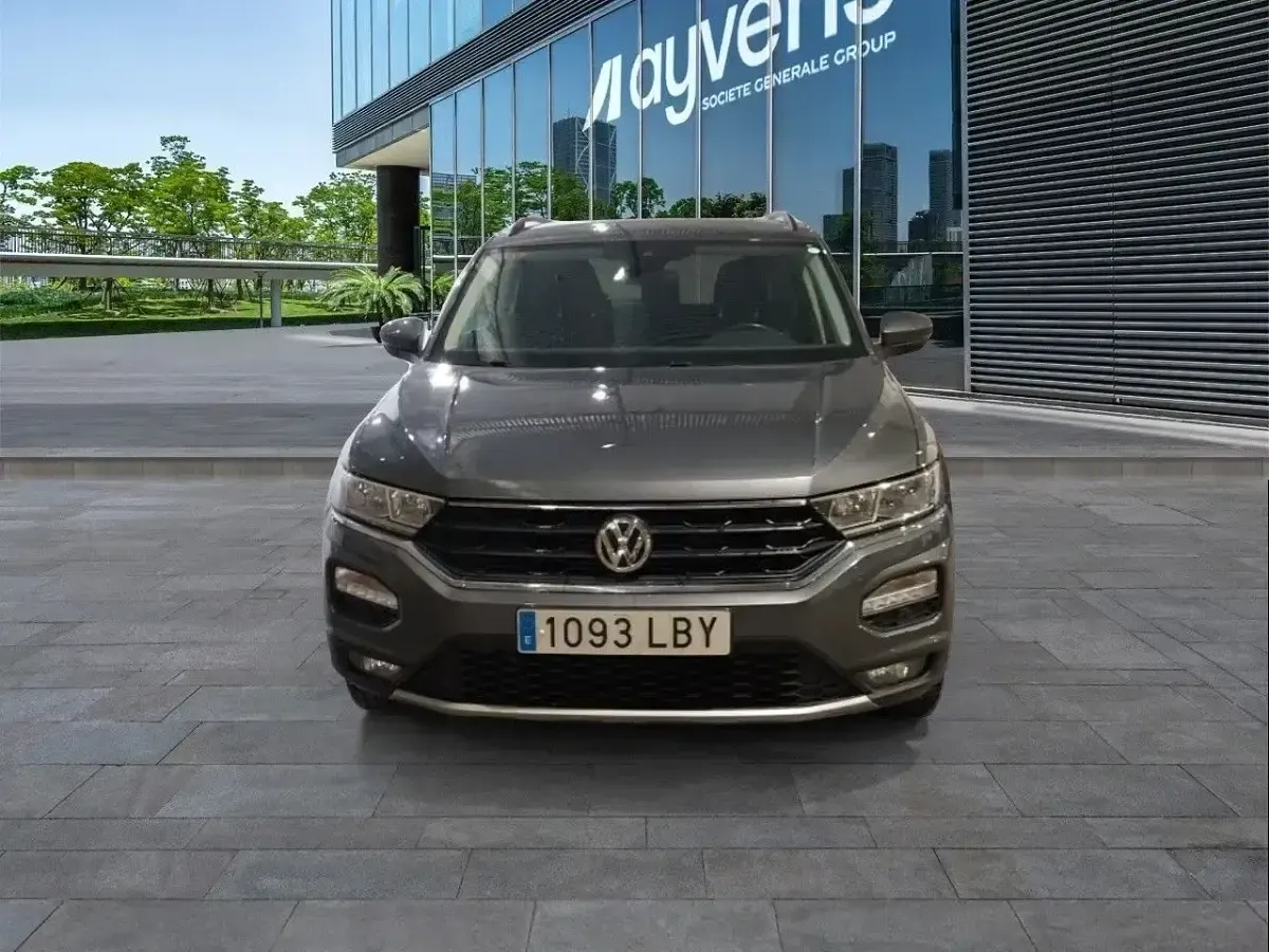 Usado VW T-Roc Advance 116 CV (85 kW) 2019 Gris SUV