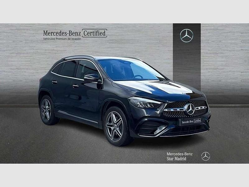 Usado Mercedes GLA250 218 CV (160 kW) 2025 Negro SUV