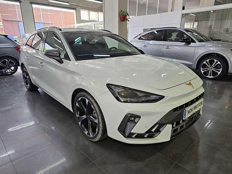 Begagnad Cupra Leon 150 HK (110 kW) 2024 Vit Kombi