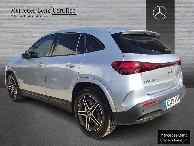 Usado Mercedes EQA250 139 kW (190 CV) 2025 Plata hightech SUV