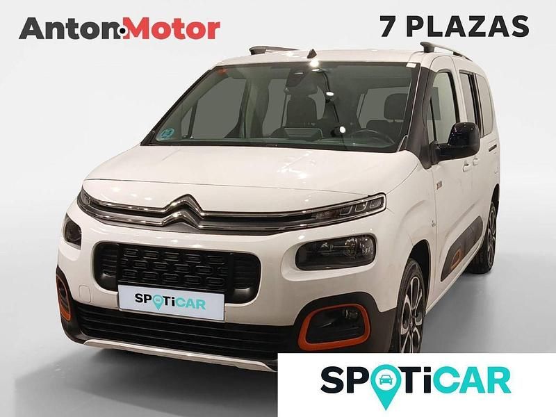 Usado Citroën Berlingo Shine 130 CV (95 kW) 2021 Blanco Monovolumen
