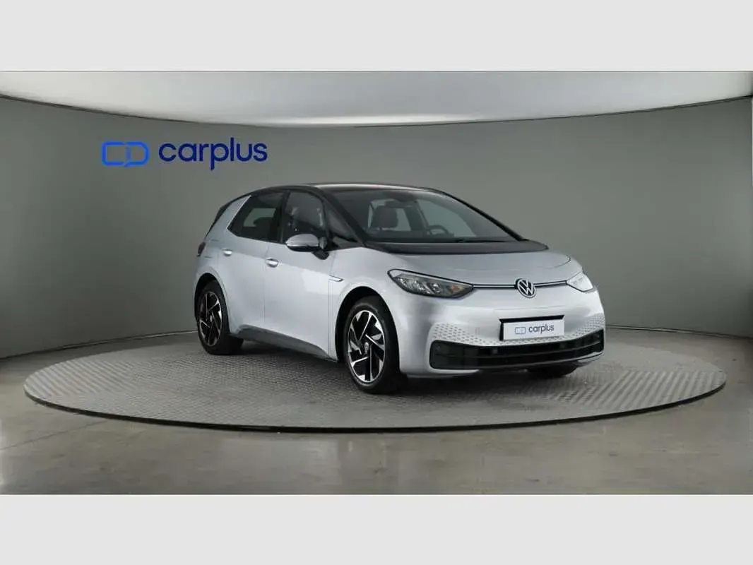 Usado VW ID.3 Pro Performance 150 kW (204 CV) 2021 Plateado Utilitario