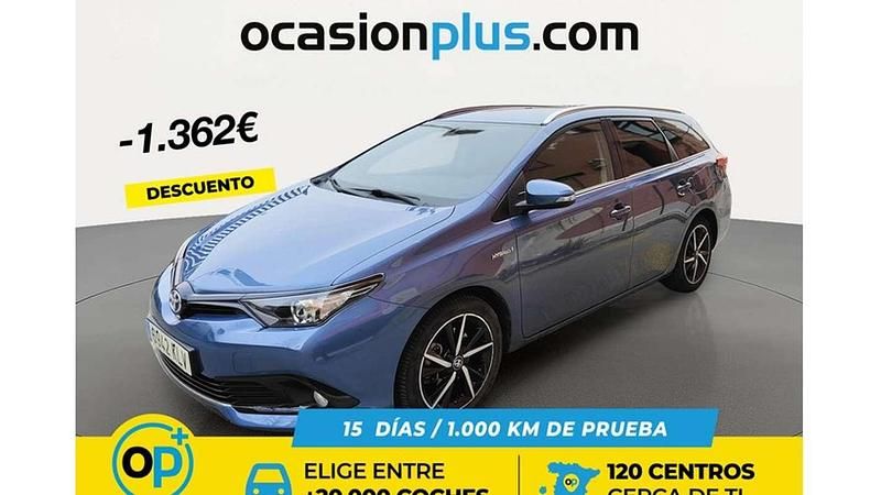Usado Toyota Auris Touring Sports Edition 136 CV (100 kW) 2018 Azul Familiar