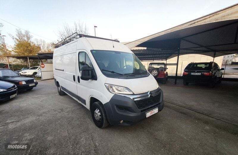 Usado Citroën Jumper 129 CV (94 kW) 2015 Blanco Monovolumen