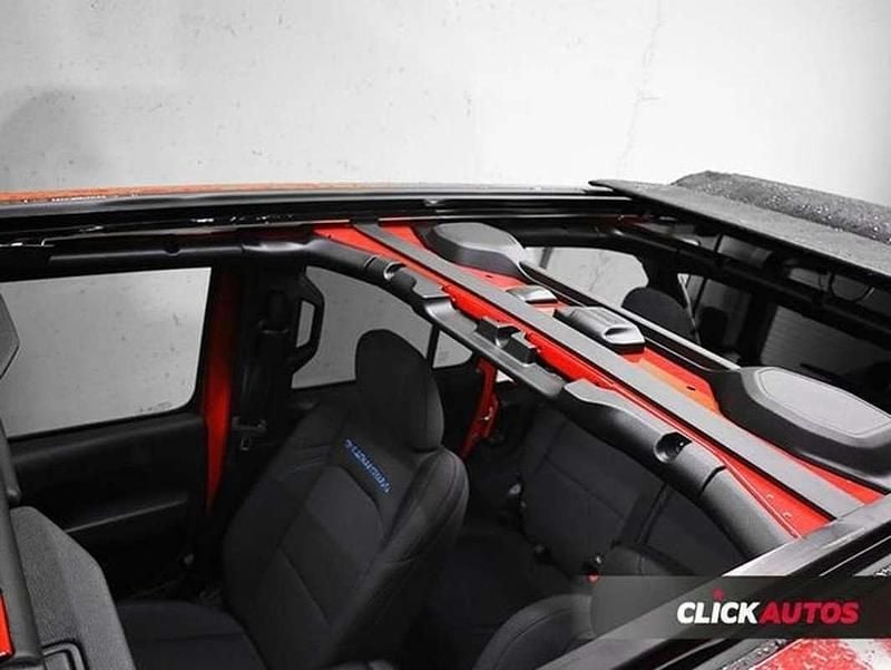 Usado Jeep Wrangler Rubicon 381 CV (280 kW) 2022 Rojo SUV