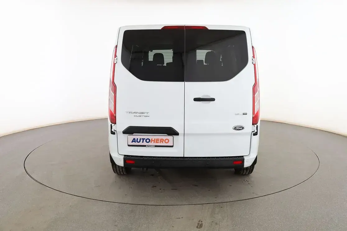Usado Ford Transit Custom Trend 131 CV (96 kW) 2022 Blanco Monovolumen