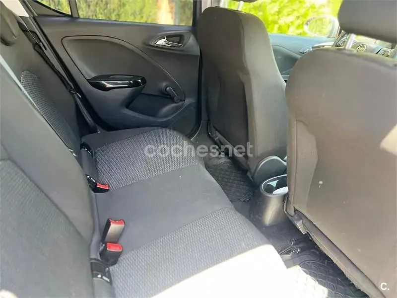 Usado Opel Corsa Expression 90 CV (66 kW) 2017 Gris / plata Utilitario