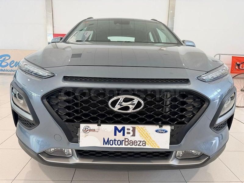 Usado Hyundai Kona 115 CV (84 kW) 2019 Gris / plata SUV