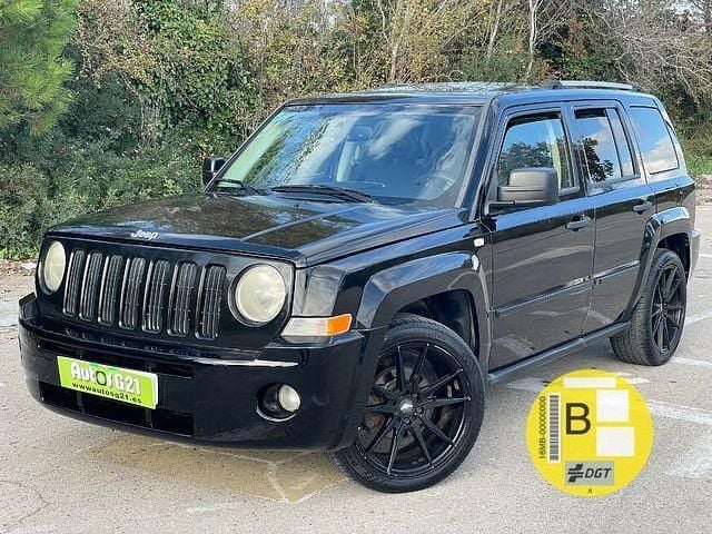 Usado Jeep Patriot Limited 140 CV (102 kW) 2007 Negro SUV