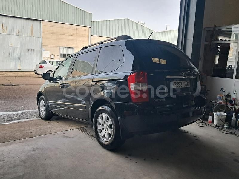Usado Kia Carnival Active 185 CV (136 kW) 2010 Negro Monovolumen