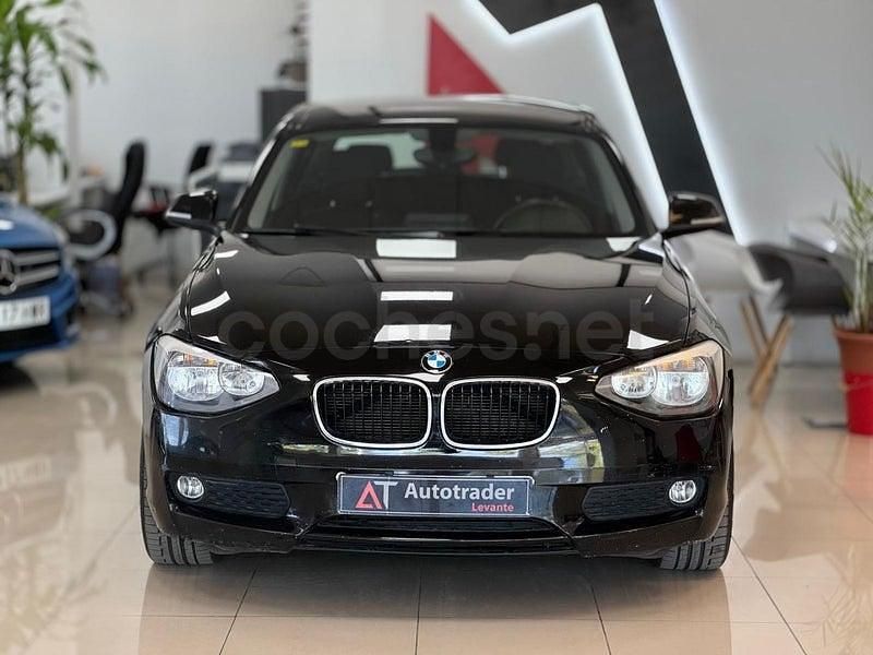 Usado BMW 116 116 CV (85 kW) 2012 Negro Utilitario