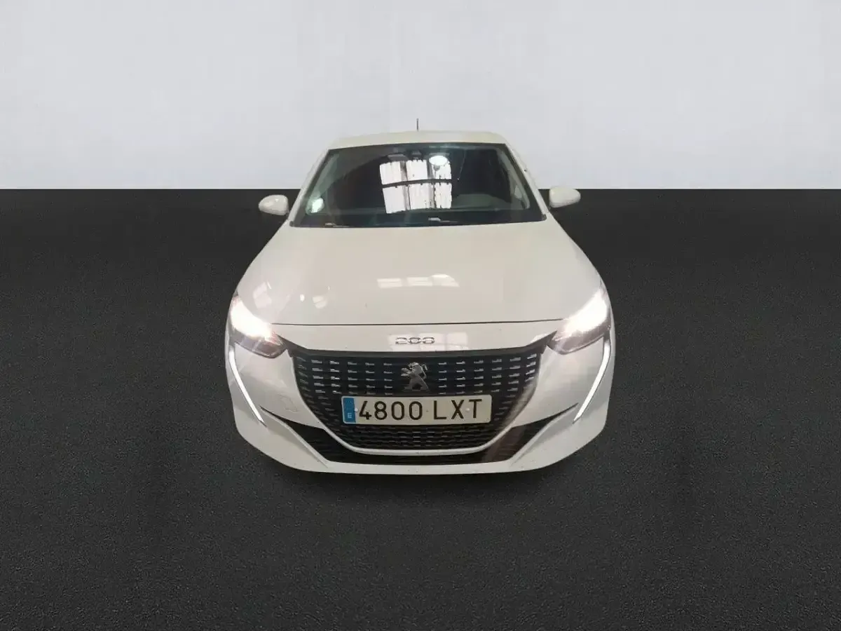 Usado Peugeot 208 Active 102 CV (75 kW) 2022 Blanco Utilitario