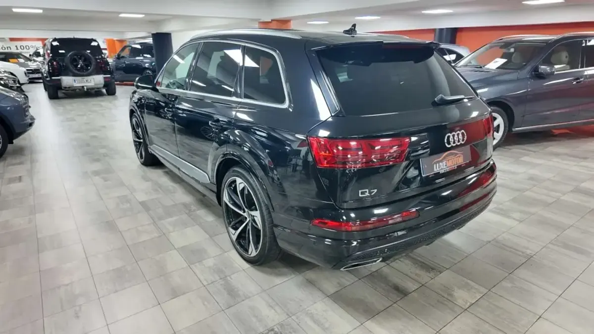 Usado Audi Q7 S-Line 286 CV (210 kW) 2019 Azul SUV