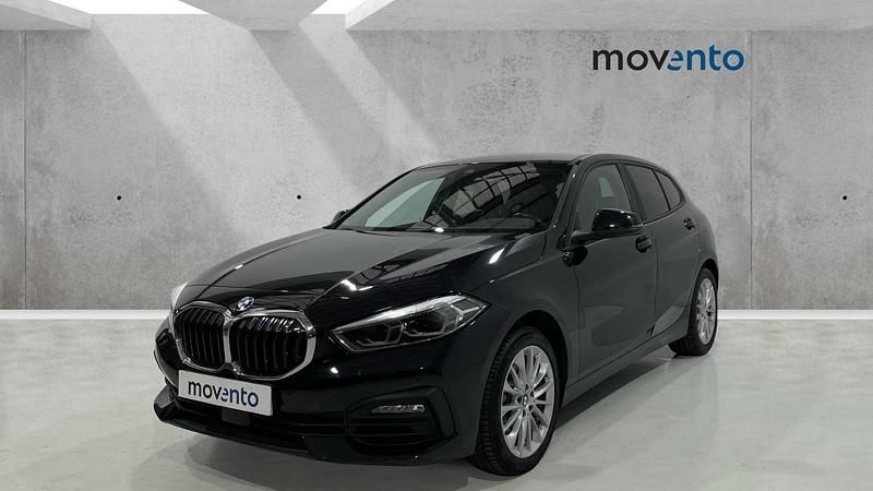 Usado BMW 118 140 CV (102 kW) 2022 Negro Utilitario