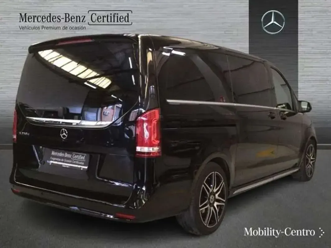 Usado Mercedes V250 Avantgarde 190 CV (139 kW) 2023 Negro Monovolumen