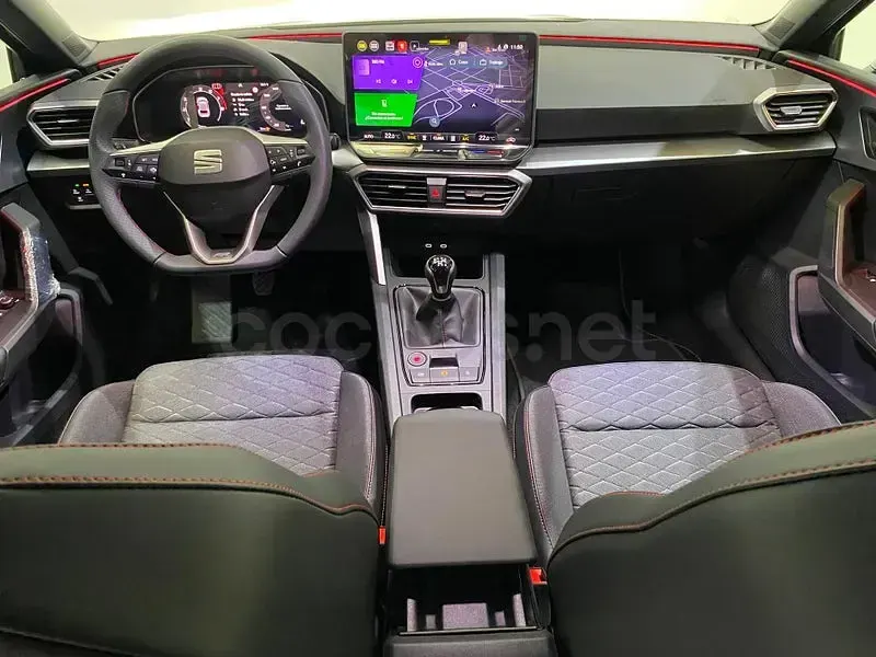 Nuevo Seat Leon FR 150 CV (110 kW) 2026 Gris / plata Berlina