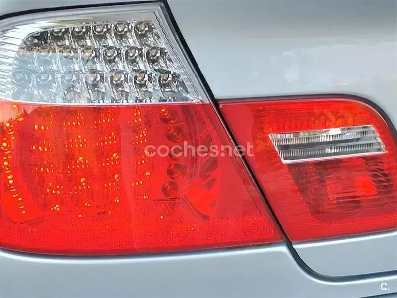 Usado BMW 320 Cabriolet 170 CV (125 kW) 2003 Gris / plata Descapotable