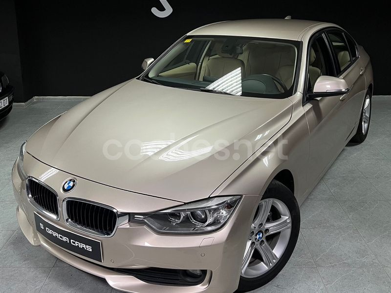 Beige Usado 2012 BMW 318 Berlina | 10.999 € (Precio justo) - Imagen 1/4