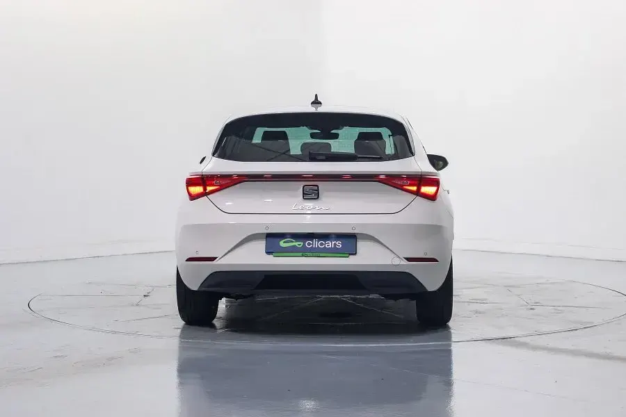 Usado Seat Leon Style 130 CV (95 kW) 2021