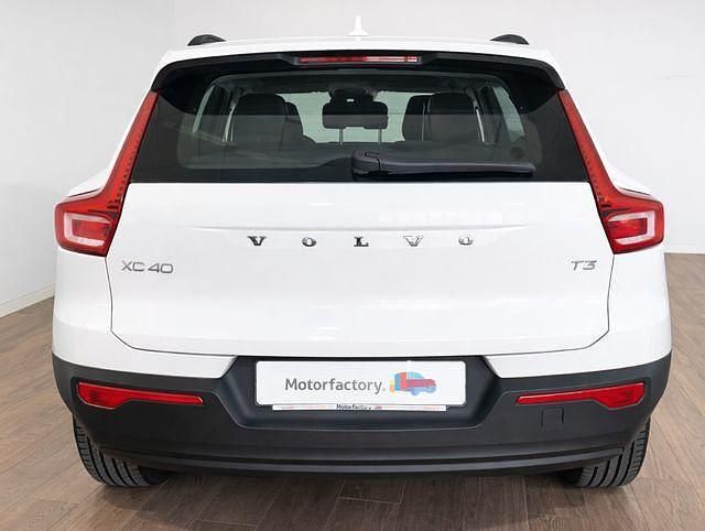 Usado Volvo XC40 163 CV (119 kW) 2020 Blanco SUV
