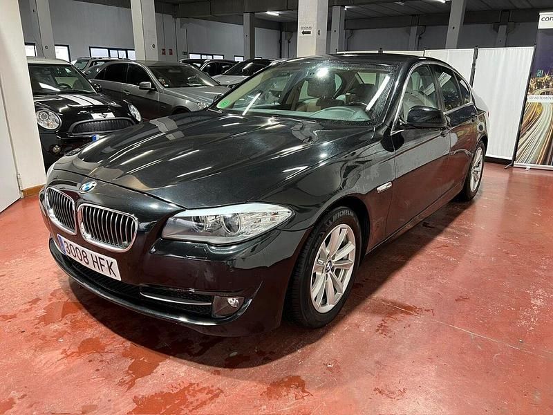 Usado BMW 528 258 CV (189 kW) 2011 Negro Berlina