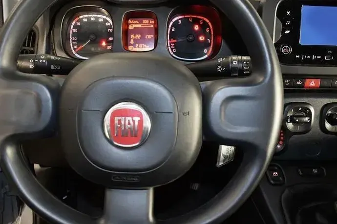 Usado Fiat Panda 70 CV (51 kW) 2023 Negro Utilitario