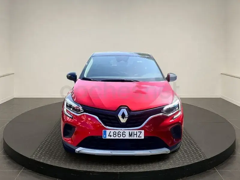 Usado Renault Captur Evolution 90 CV (66 kW) 2023 Rojo SUV