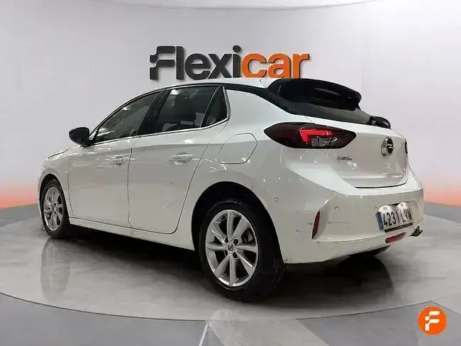Usado Opel Corsa Elegance 100 CV (73 kW) 2021 Blanco Utilitario