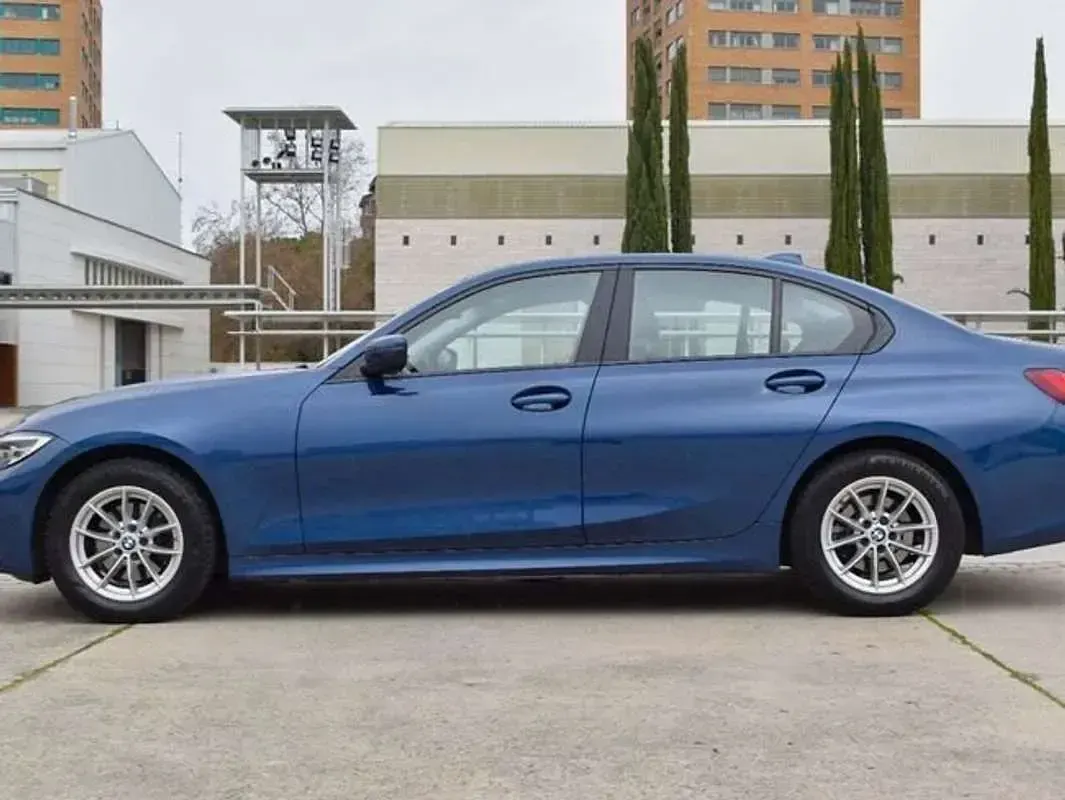 Usado BMW 320 Comfort Edition 190 CV (139 kW) 2021 Azul Berlina
