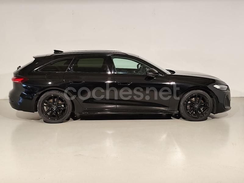 Usado Audi A5 204 CV (150 kW) 2025 Negro Familiar
