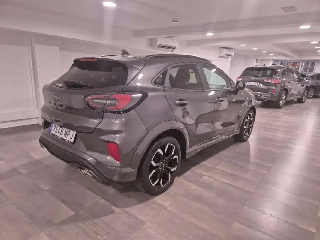 Usado Ford Puma ST-Line X 125 CV (91 kW) 2024 Gris SUV