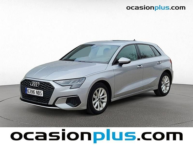 Gris plata Usado 2023 Audi A3 Sportback e-tron Berlina | 22.125 € (Buen precio) - Imagen 1/4