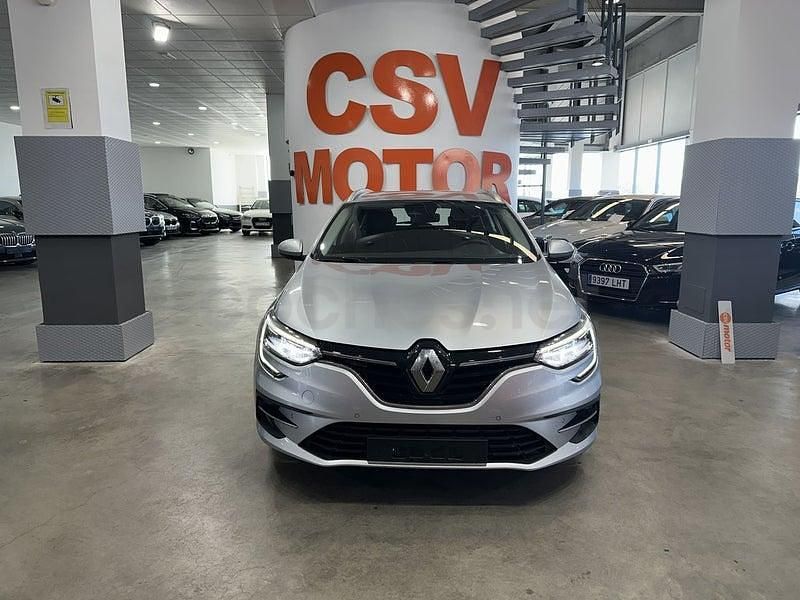 Usado Renault Mégane IV Business 160 CV (117 kW) 2022 Gris / plata Familiar