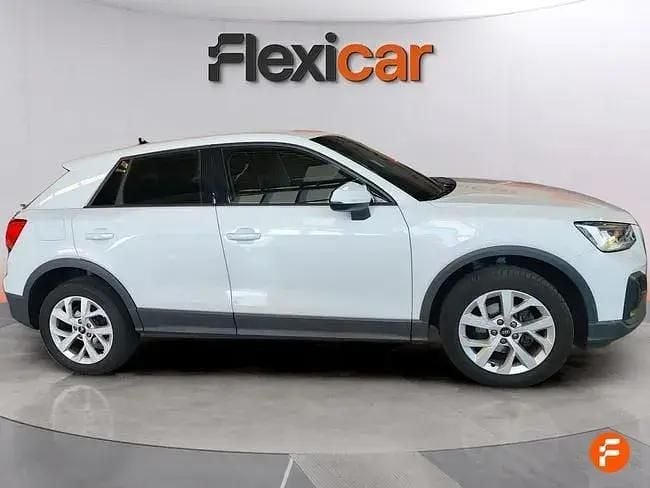 Używany Audi Q2 110 KM (80 kW) 2023 Biały SUV