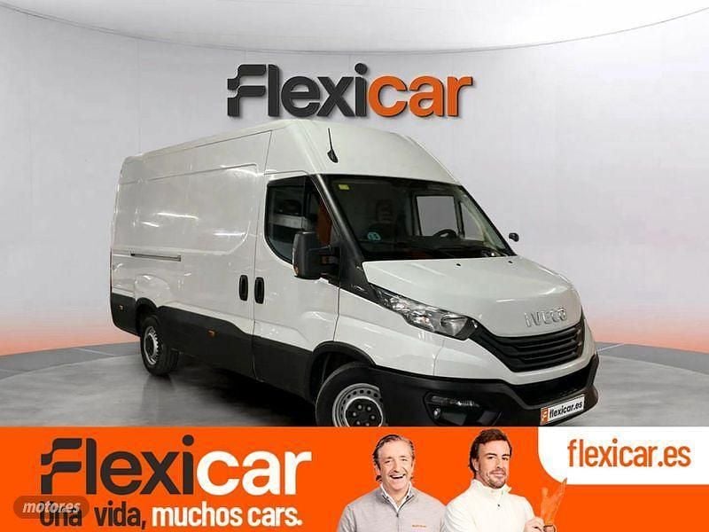 Usado Iveco Daily 156 CV (114 kW) 2022 Blanco Van