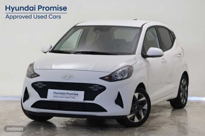 Atlas white Usado 2024 Hyundai i10 Utilitario | 15.490 € (Un poco caro) - Imagen 1/4