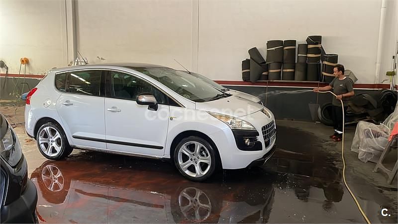Usado Peugeot 3008 Sport 110 CV (80 kW) 2010 Blanco Berlina